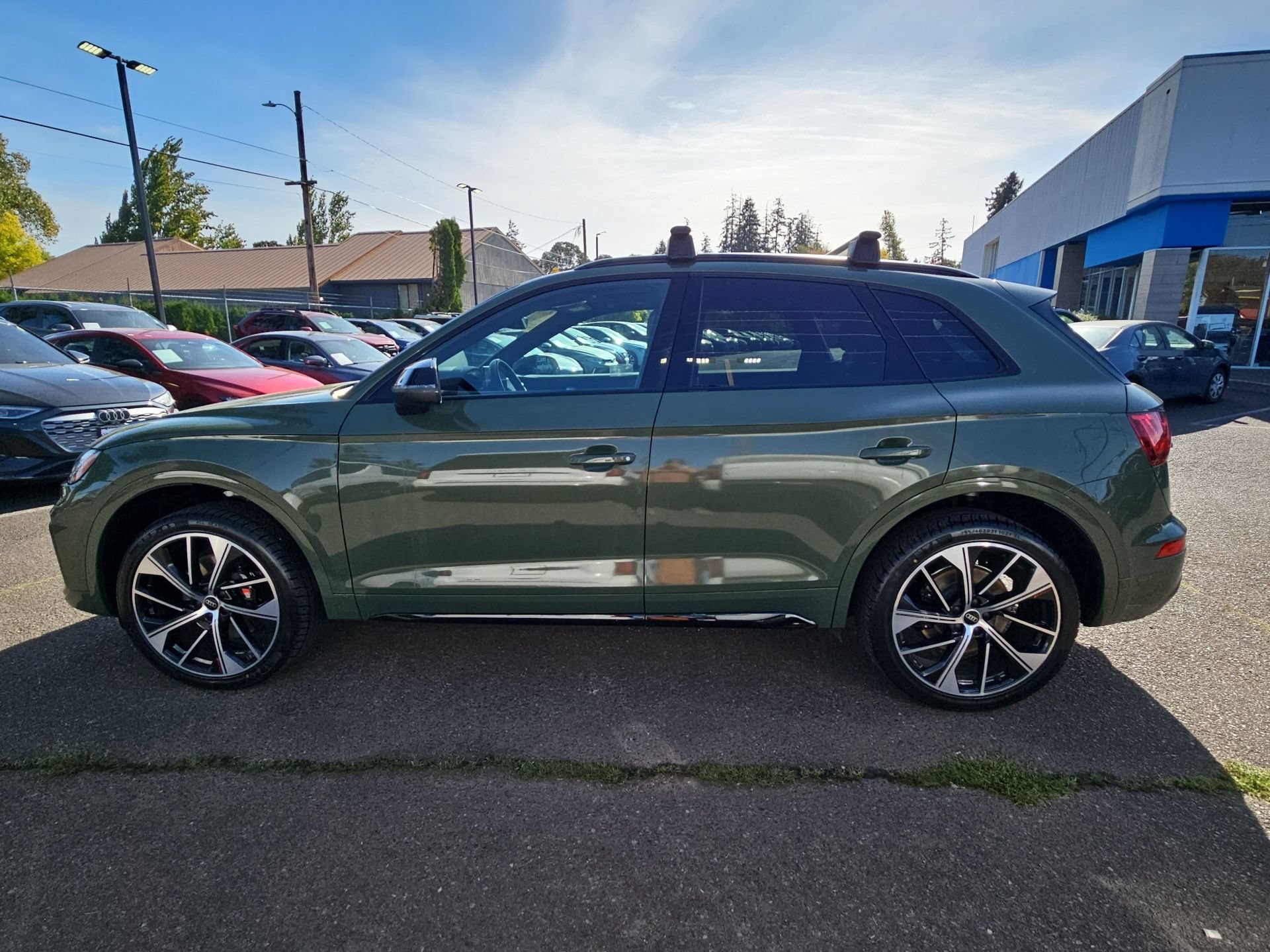 Used 2023 Audi SQ5 Premium Plus AWD/4WD image 2