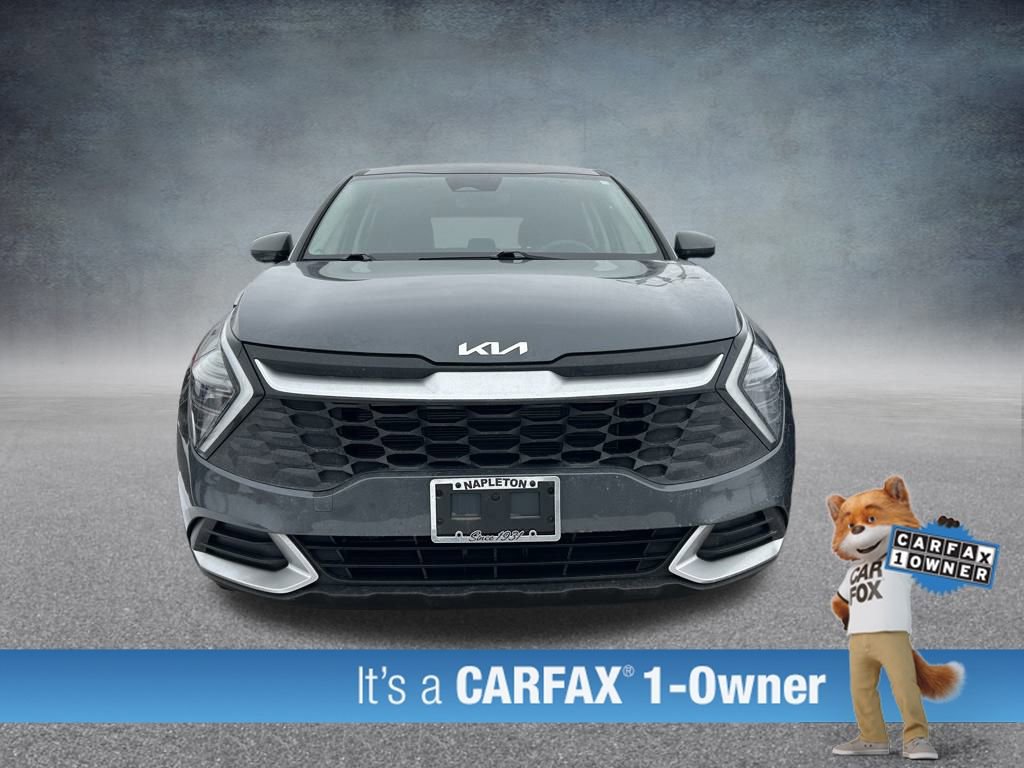 Certified 2025 Kia Sportage LX image 3