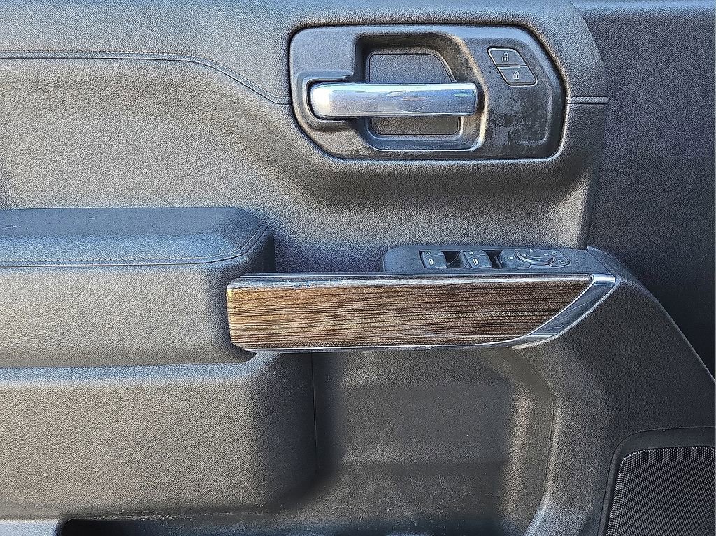 Used 2020 Chevrolet Silverado 1500 LT w/ All-Star Edition image 21