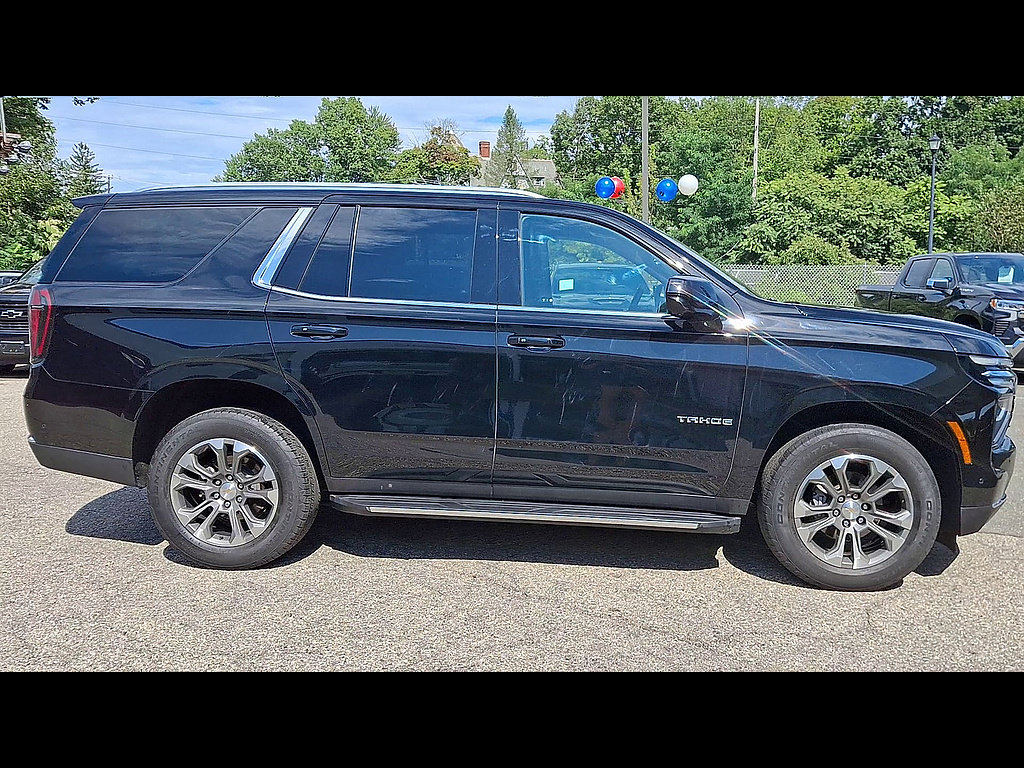 Certified 2025 Chevrolet Tahoe LS AWD/4WD image 9