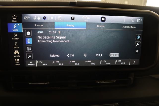 Used 2025 Jeep Wrangler Unlimited Rubicon w/ Convenience Group image 14