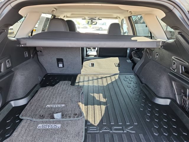 Used 2025 Subaru Outback Onyx Edition AWD/4WD image 34