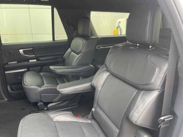 New 2025 Ford Expedition Max Platinum w/ Stealth Performance Package AWD/4WD image 21