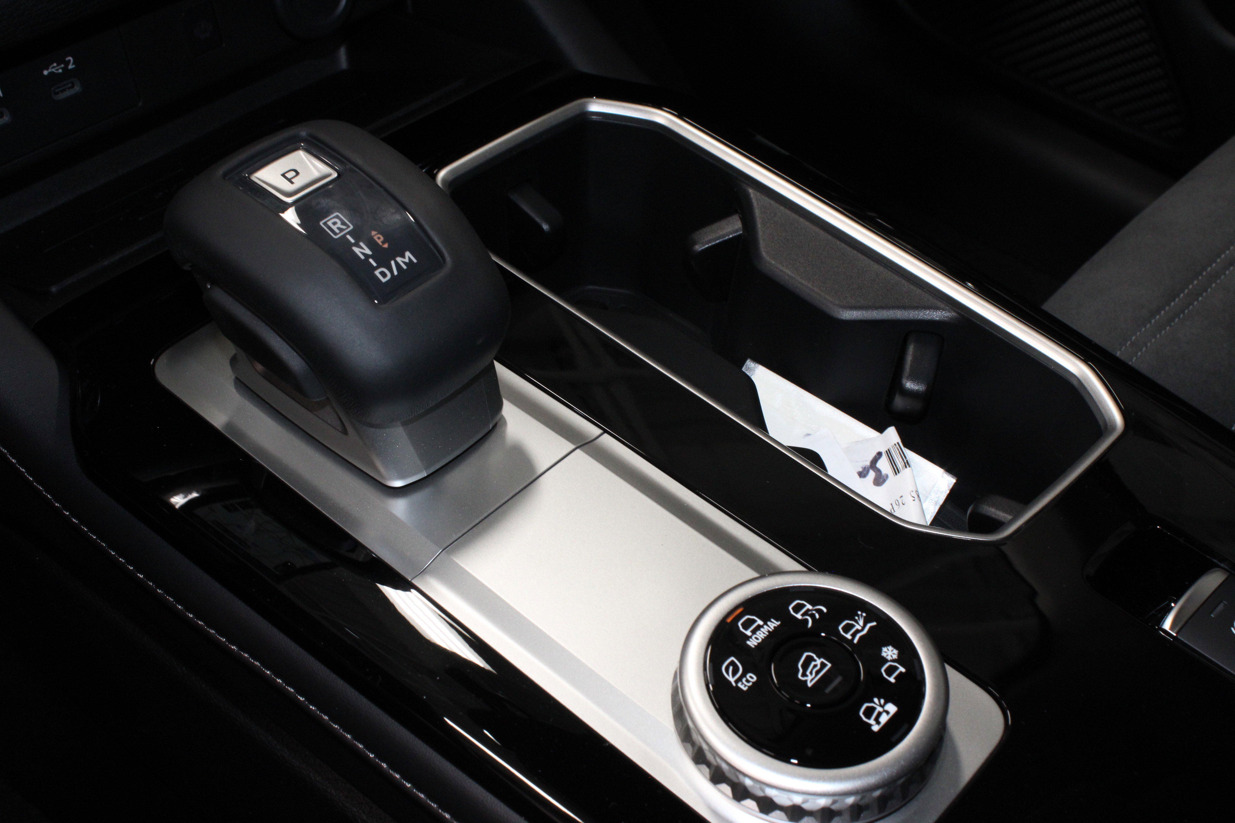 New 2025 Mitsubishi Outlander SE image 29