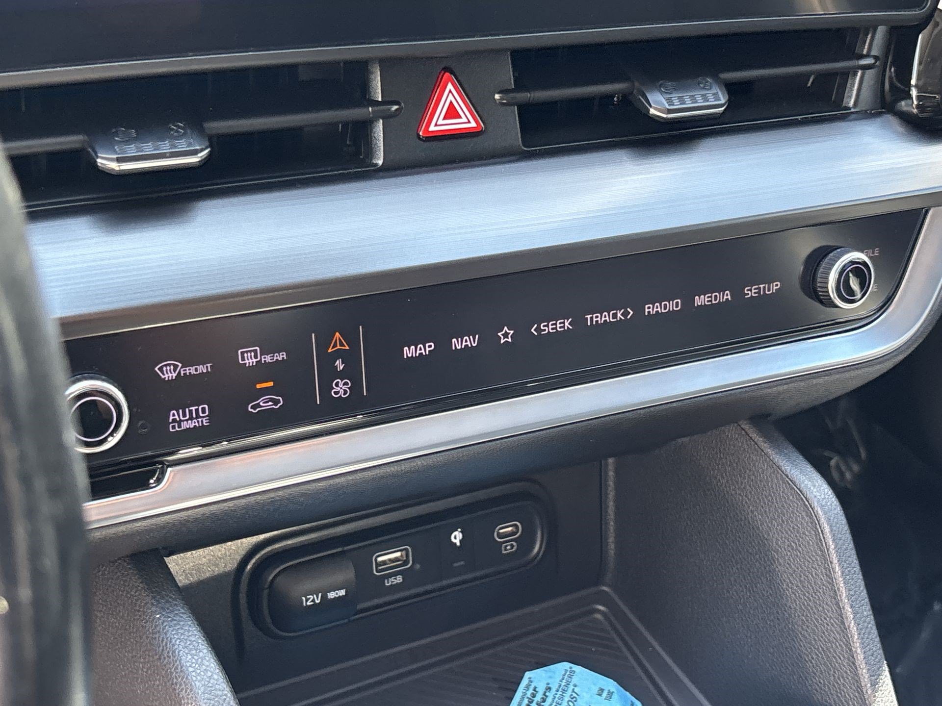 Certified 2024 Kia Sportage EX FWD image 16