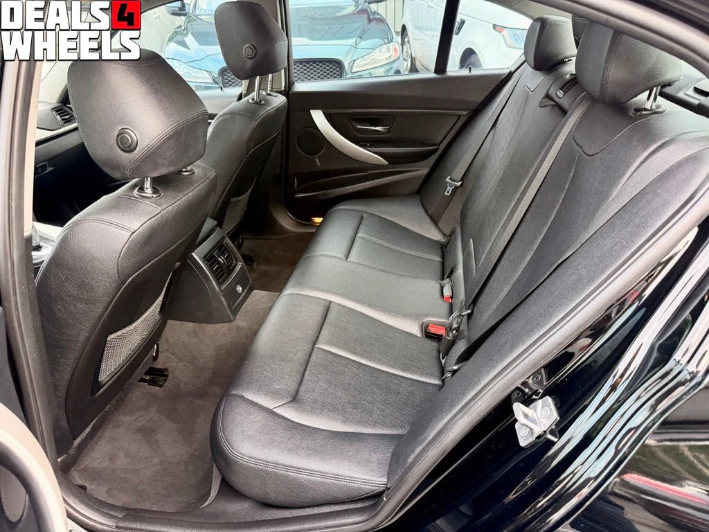 Used 2013 BMW 328i Sedan RWD image 25