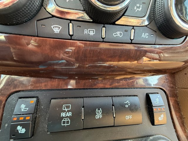 Used 2017 Buick Enclave Leather AWD/4WD image 28