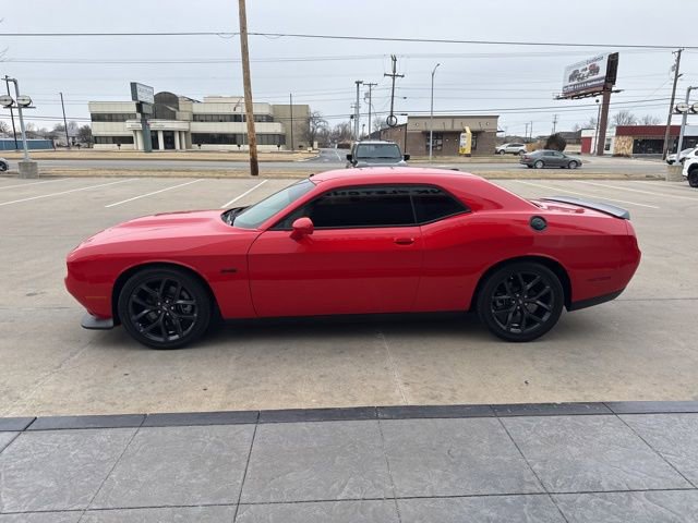 Used 2023 Dodge Challenger R/T w/ Blacktop Package image 2