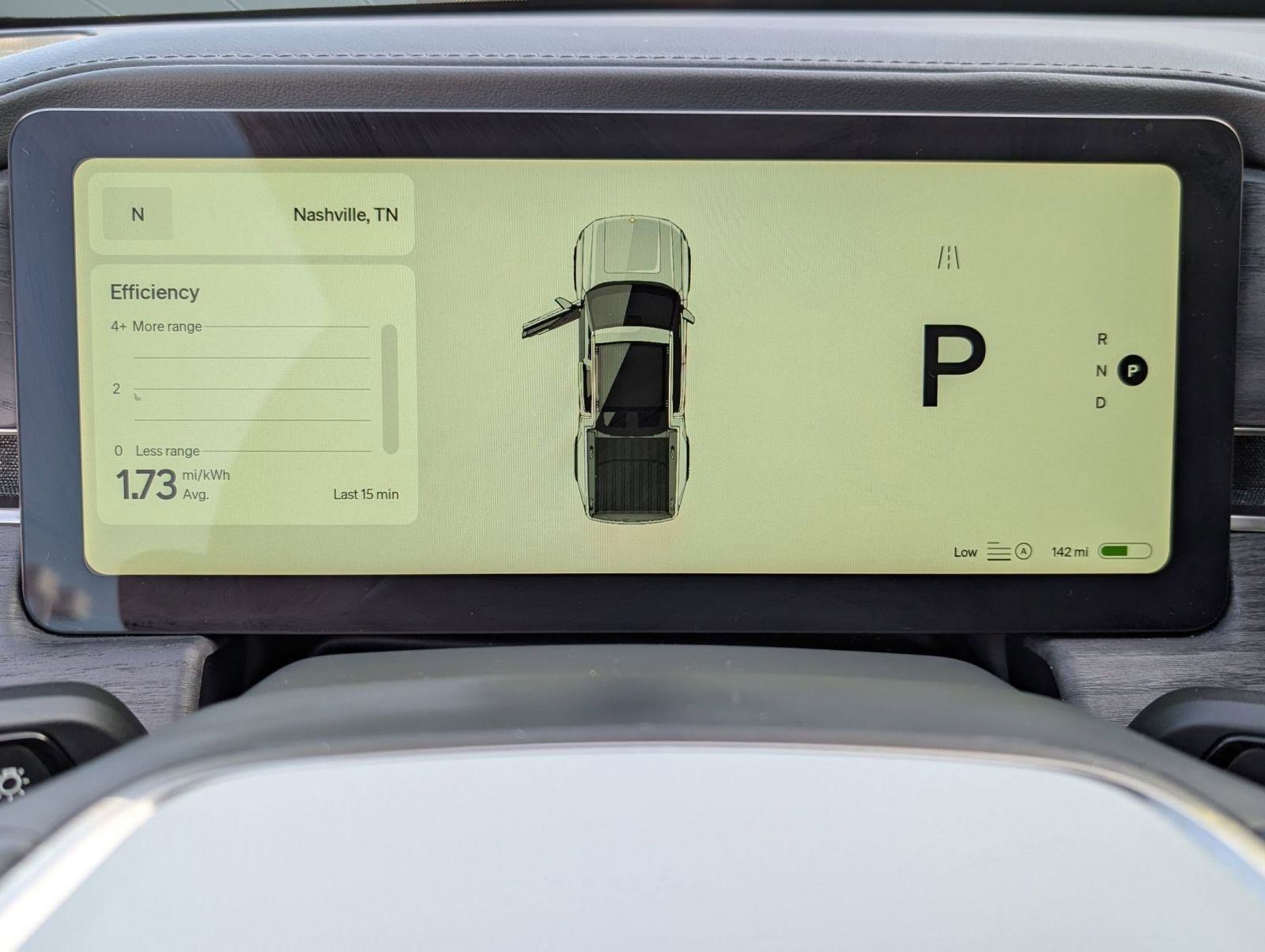 Used 2025 Rivian R1T Adventure image 21