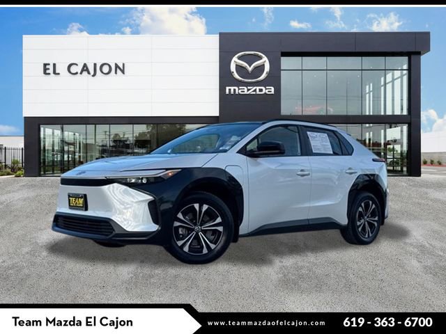 Used 2025 Toyota bZ4X XLE image 1