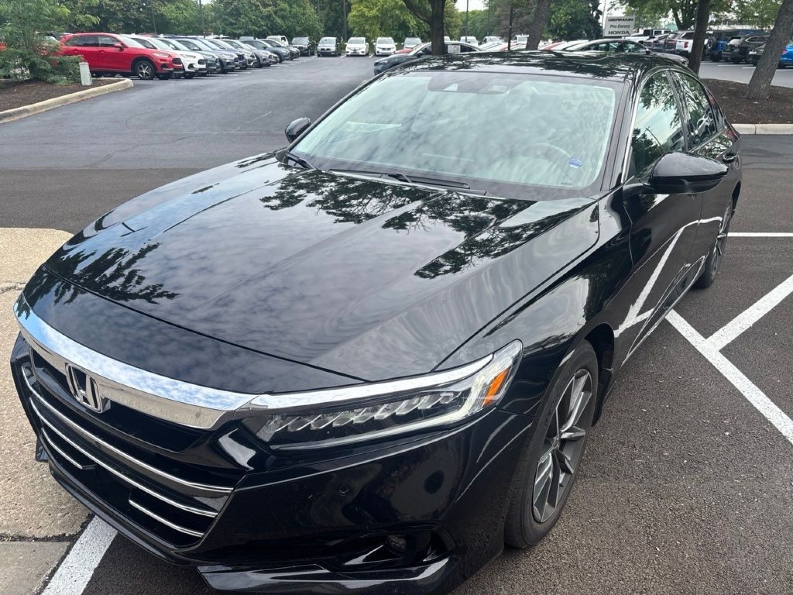 Used 2022 Honda Accord EX-L image 3
