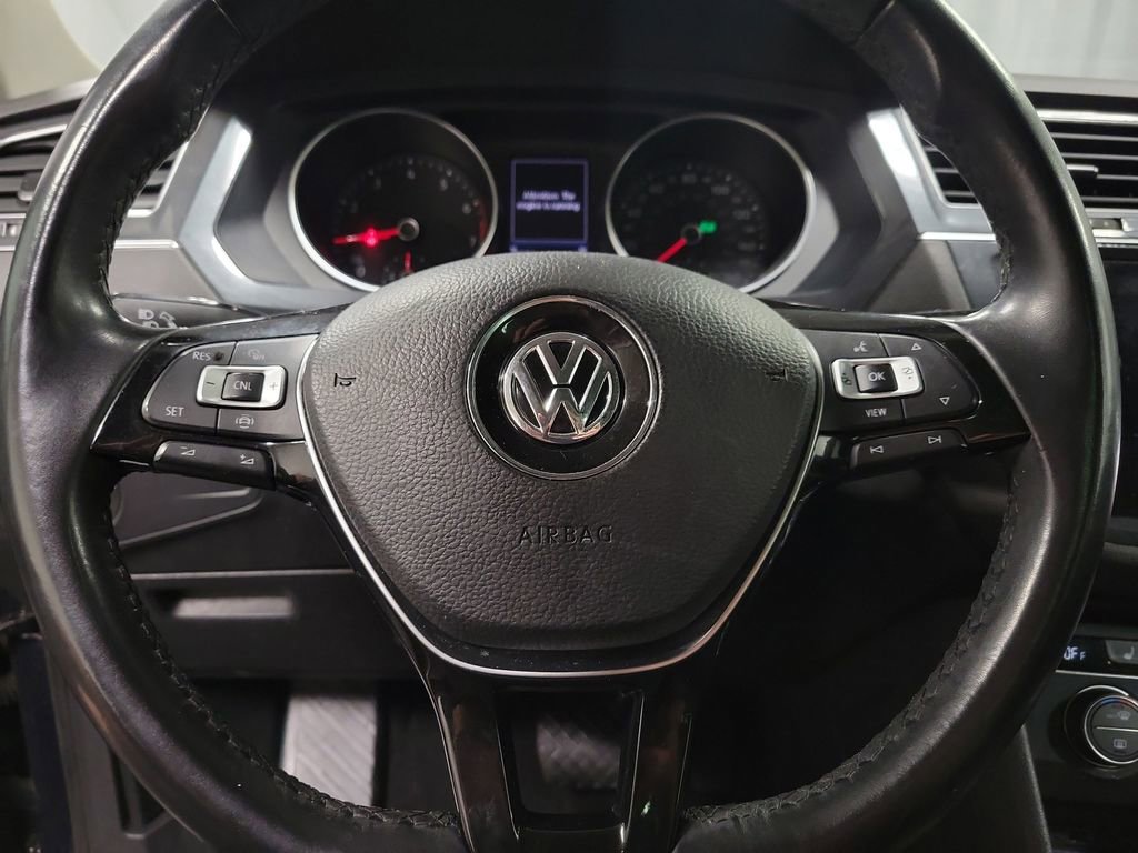 Used 2019 Volkswagen Tiguan SE FWD image 16