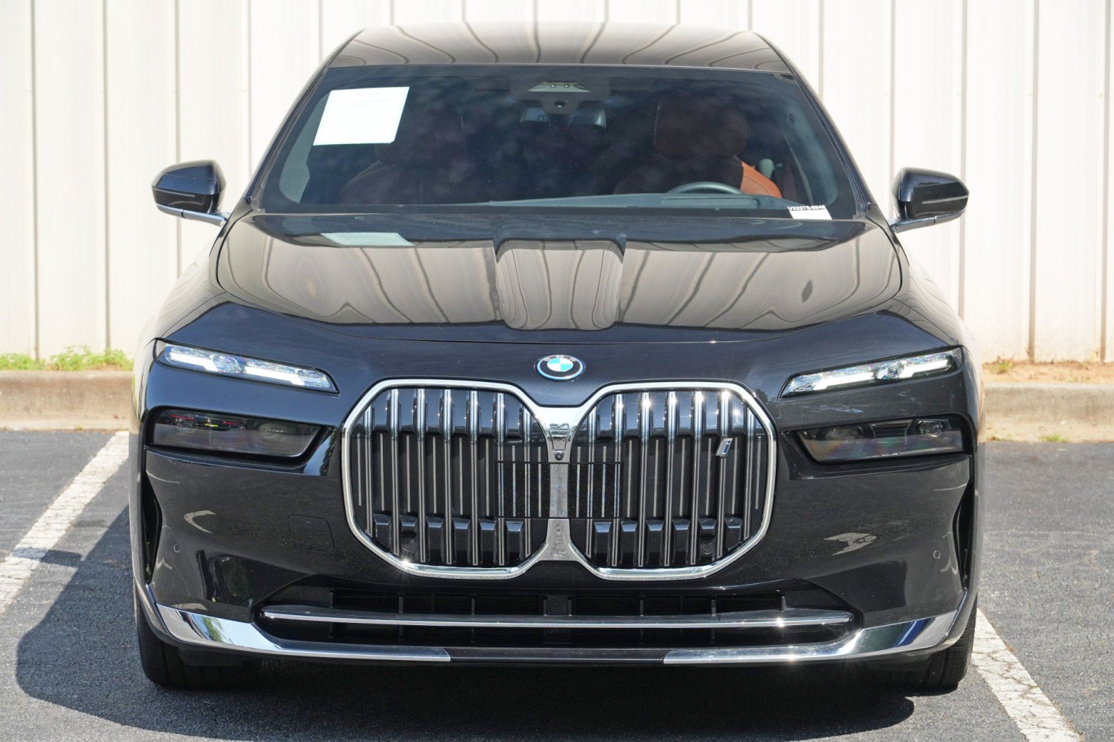 Used 2025 BMW i7 xDrive60 w/ Executive Package AWD/4WD image 60