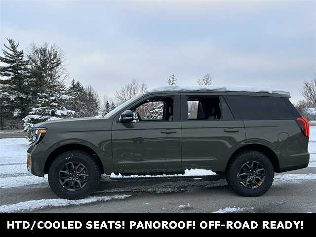New 2025 Ford Expedition Tremor image 3