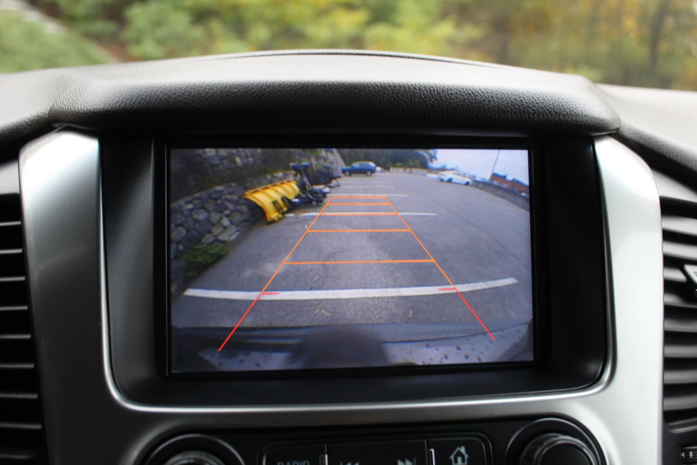 Used 2015 Chevrolet Suburban LT image 41