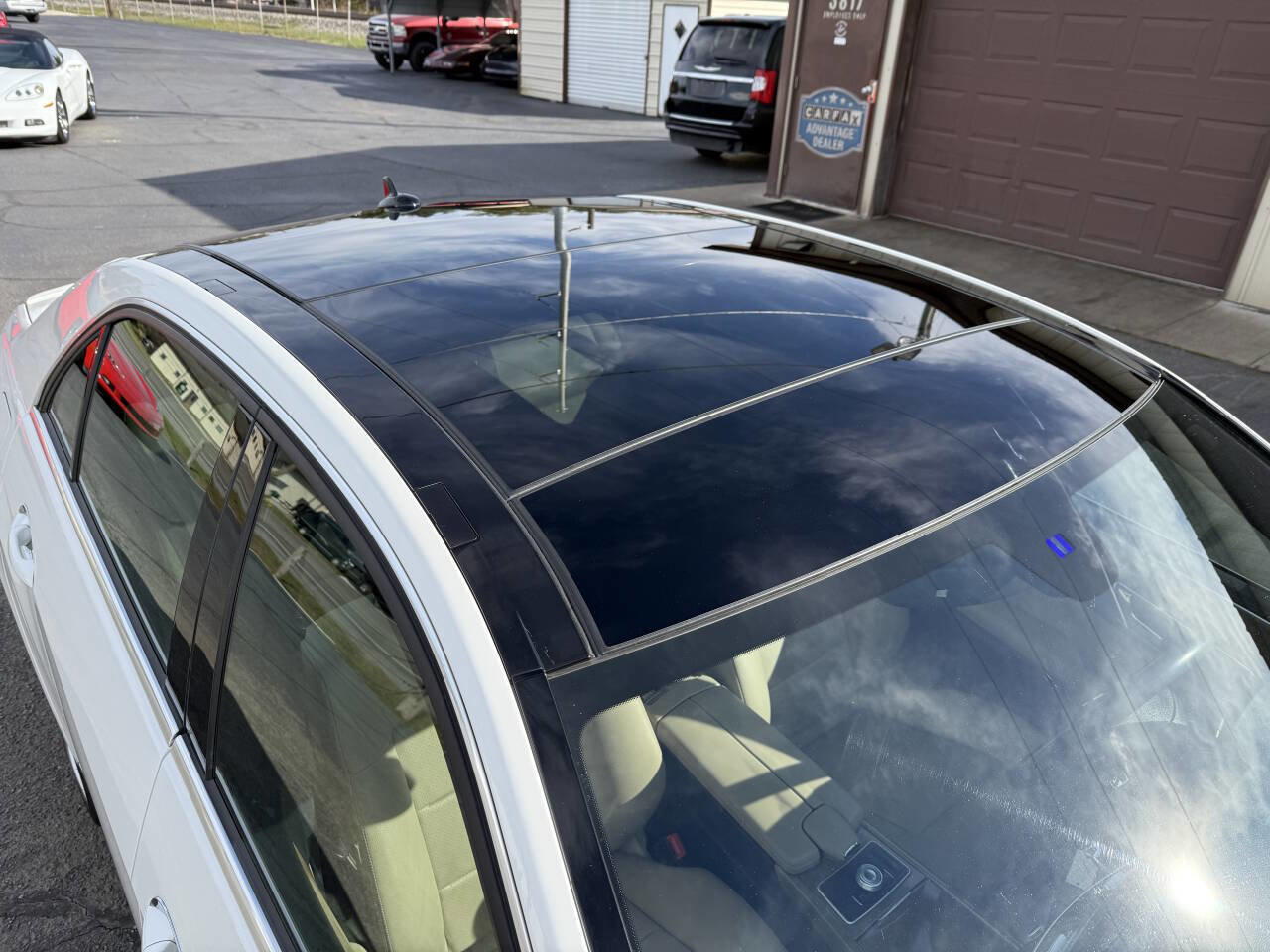 Used 2011 Mercedes-Benz E 350 Sedan image 55