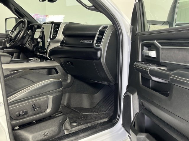 Used 2024 RAM 3500 Laramie w/ Night Edition image 28