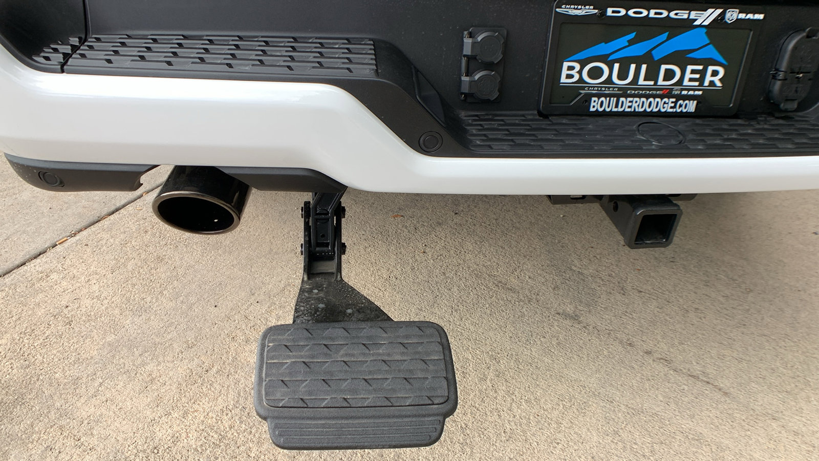 New 2026 RAM 1500 Laramie w/ Night Edition image 32