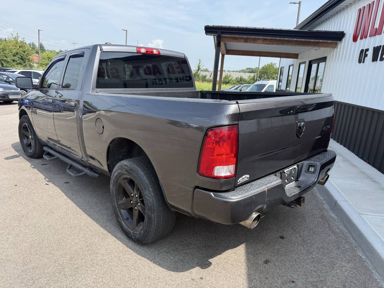 Used 2015 RAM 1500 ST AWD/4WD image 11