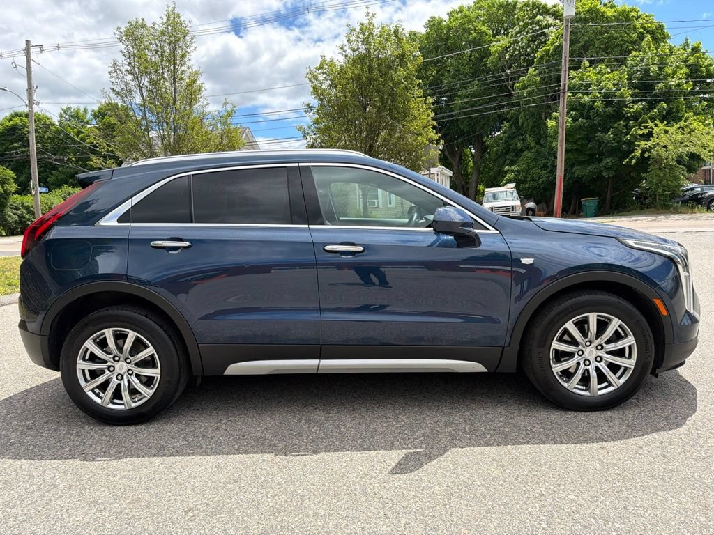Used 2019 Cadillac XT4 Premium Luxury w/ Cold Weather Package AWD/4WD image 7