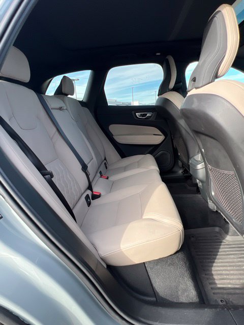 Used 2026 Volvo XC60 B5 Plus AWD/4WD image 33