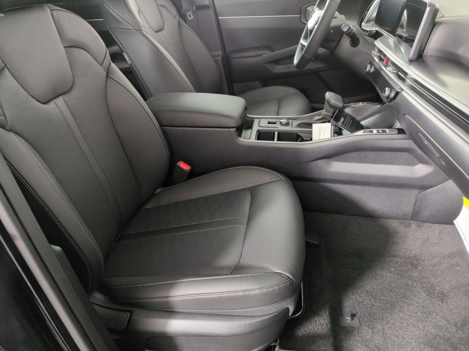 New 2026 Kia Sorento S w/ S Panoramic Sunroof Package image 23