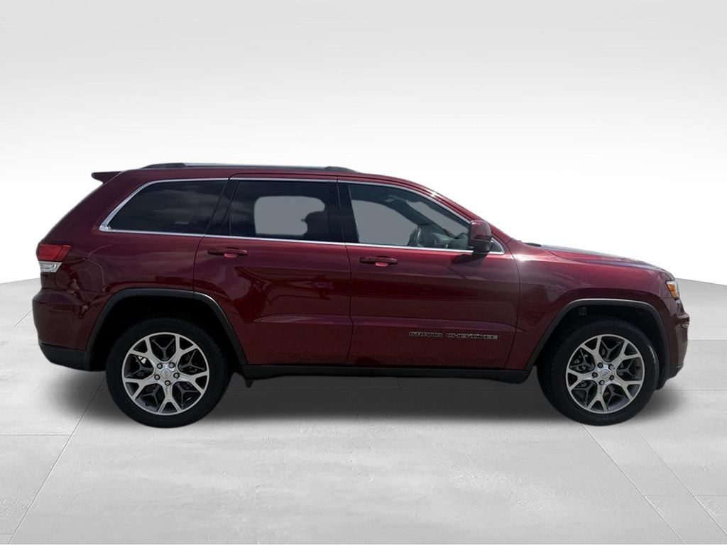 Used 2021 Jeep Grand Cherokee Laredo RWD image 26