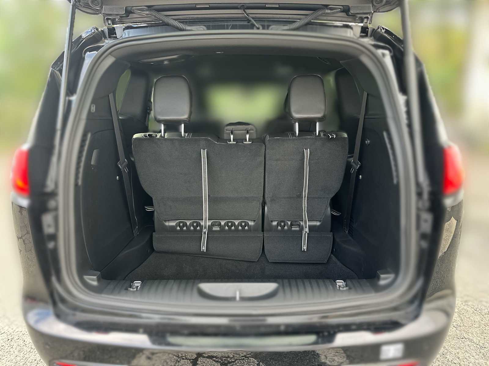 New 2026 Chrysler Voyager LX FWD image 19