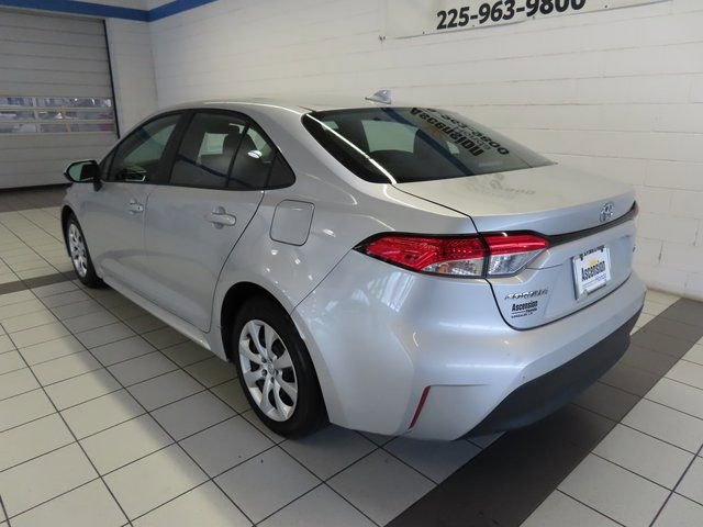 Used 2024 Toyota Corolla LE image 11