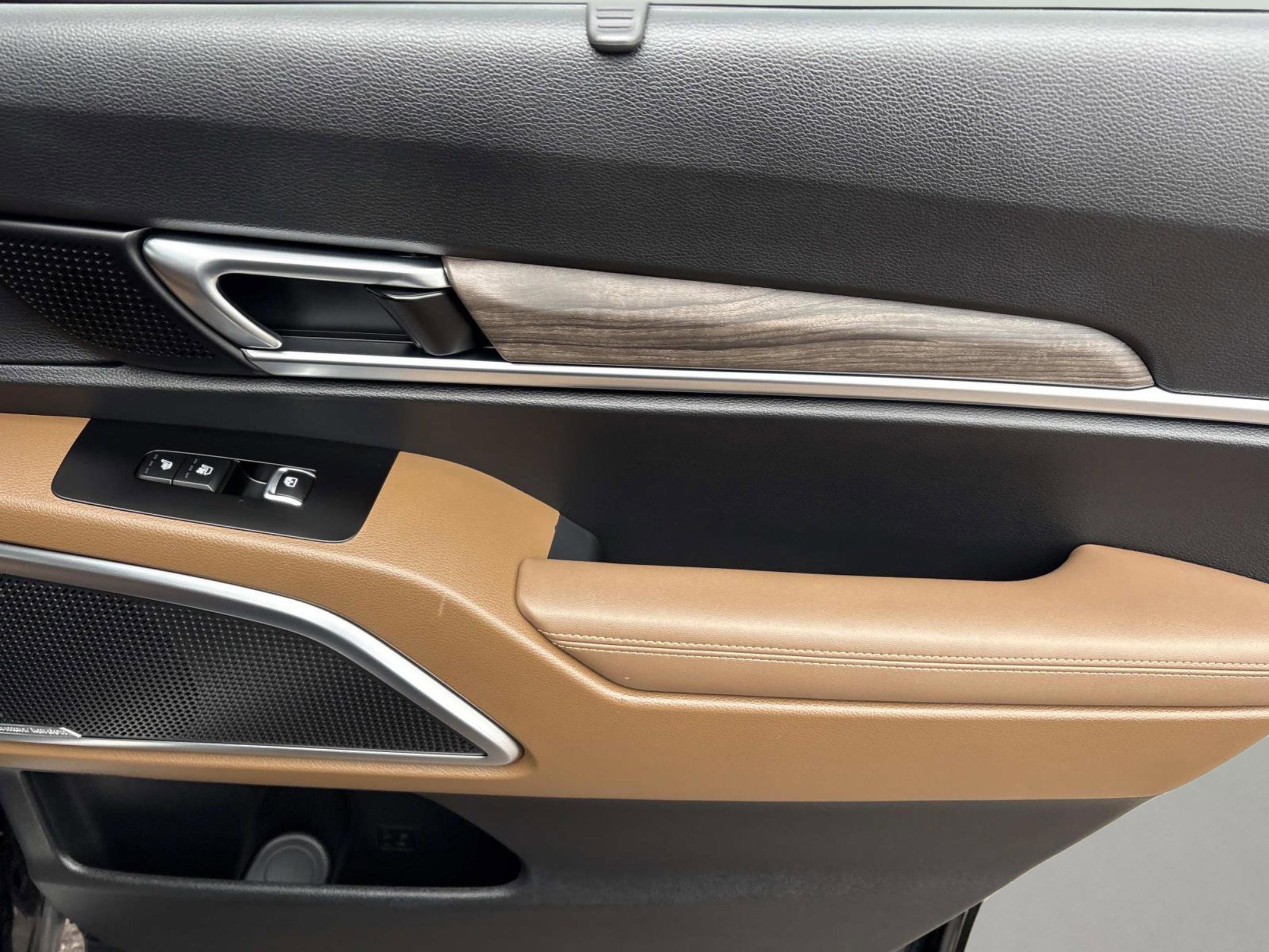 Used 2022 Kia Telluride SX w/ SX Prestige Package image 15