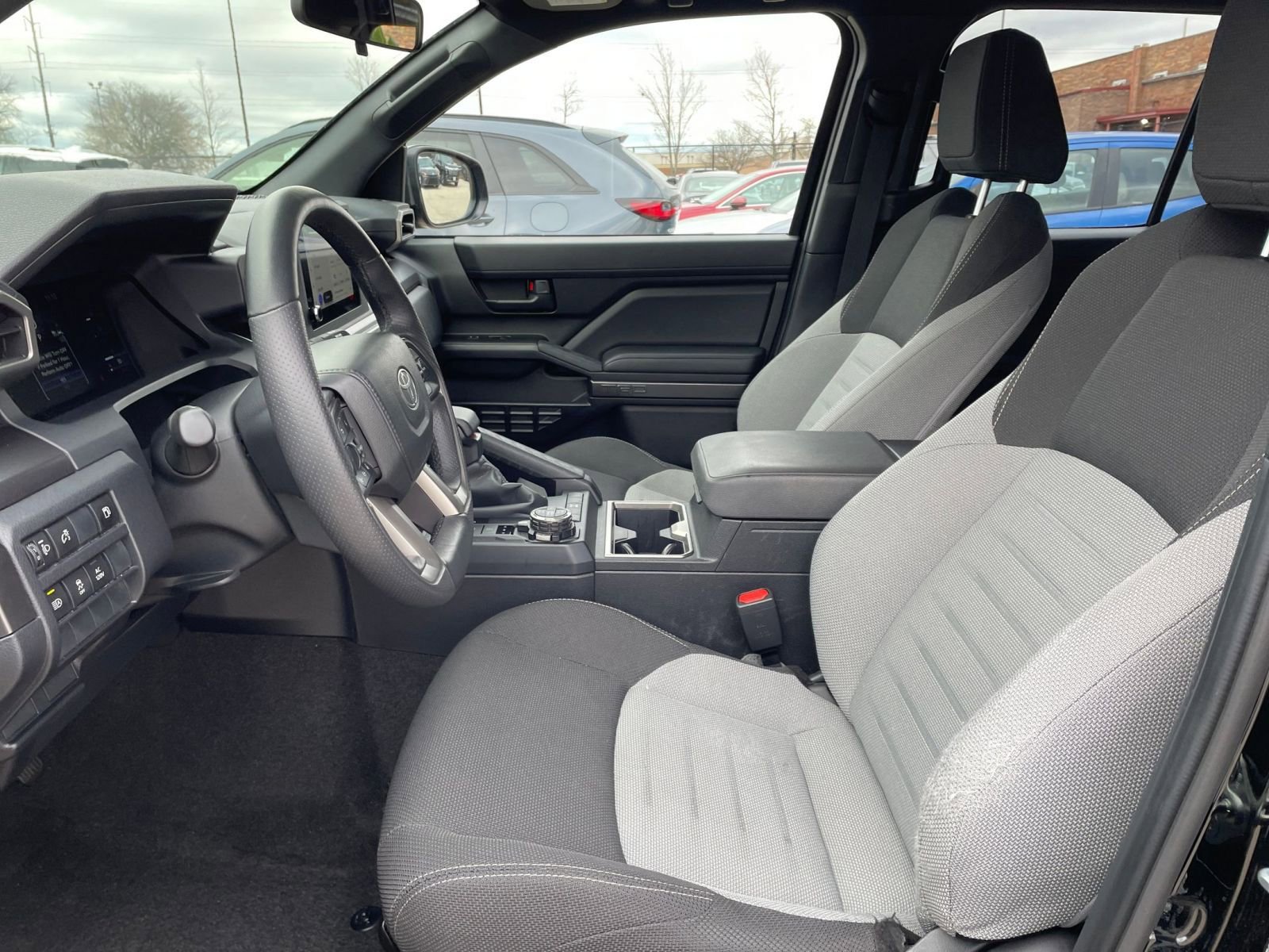 Used 2025 Toyota 4Runner TRD Off-Road image 27