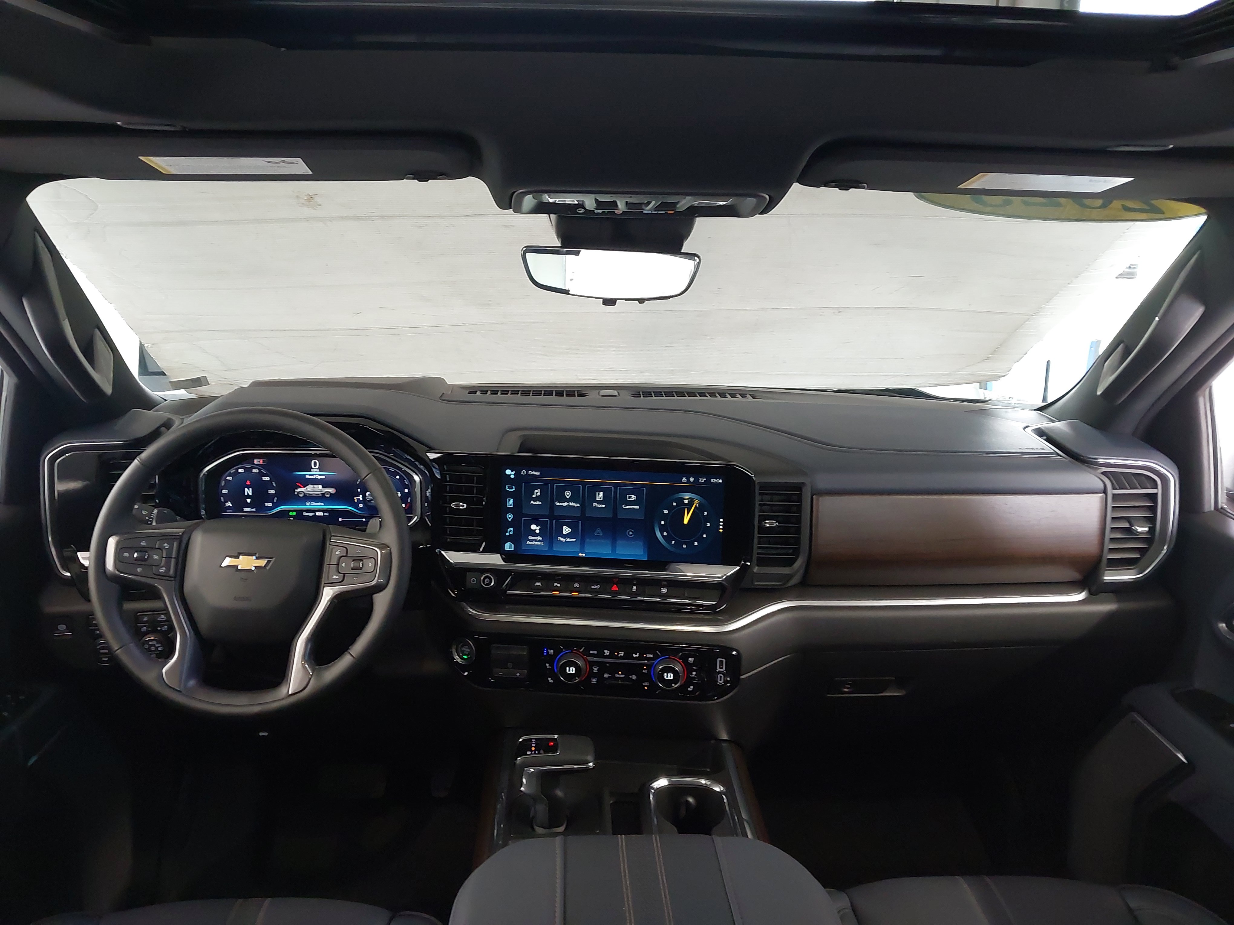 Used 2025 Chevrolet Silverado 1500 High Country w/ High Country Premium Package AWD/4WD image 5