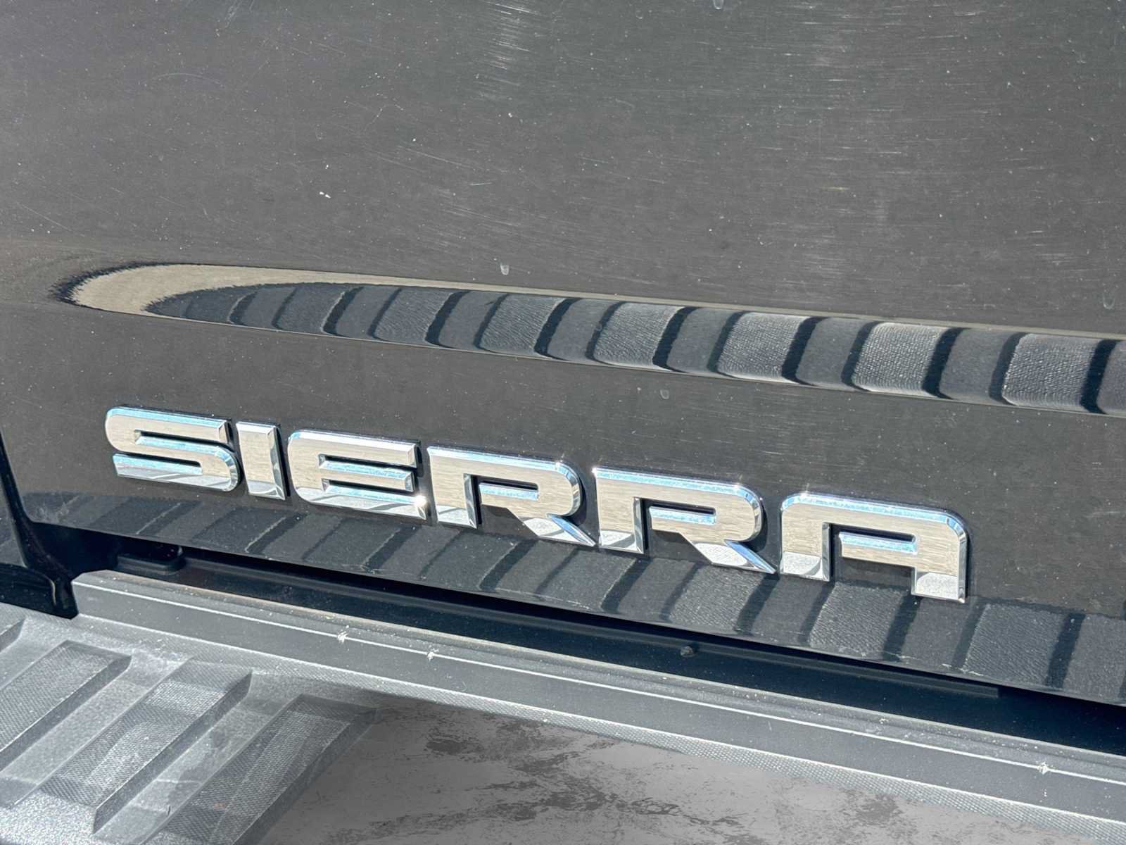 Used 2014 GMC Sierra 1500 SLE w/ SLE Value Package AWD/4WD image 12
