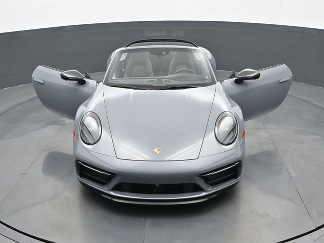 Certified 2024 Porsche 911 Carrera GTS RWD image 27