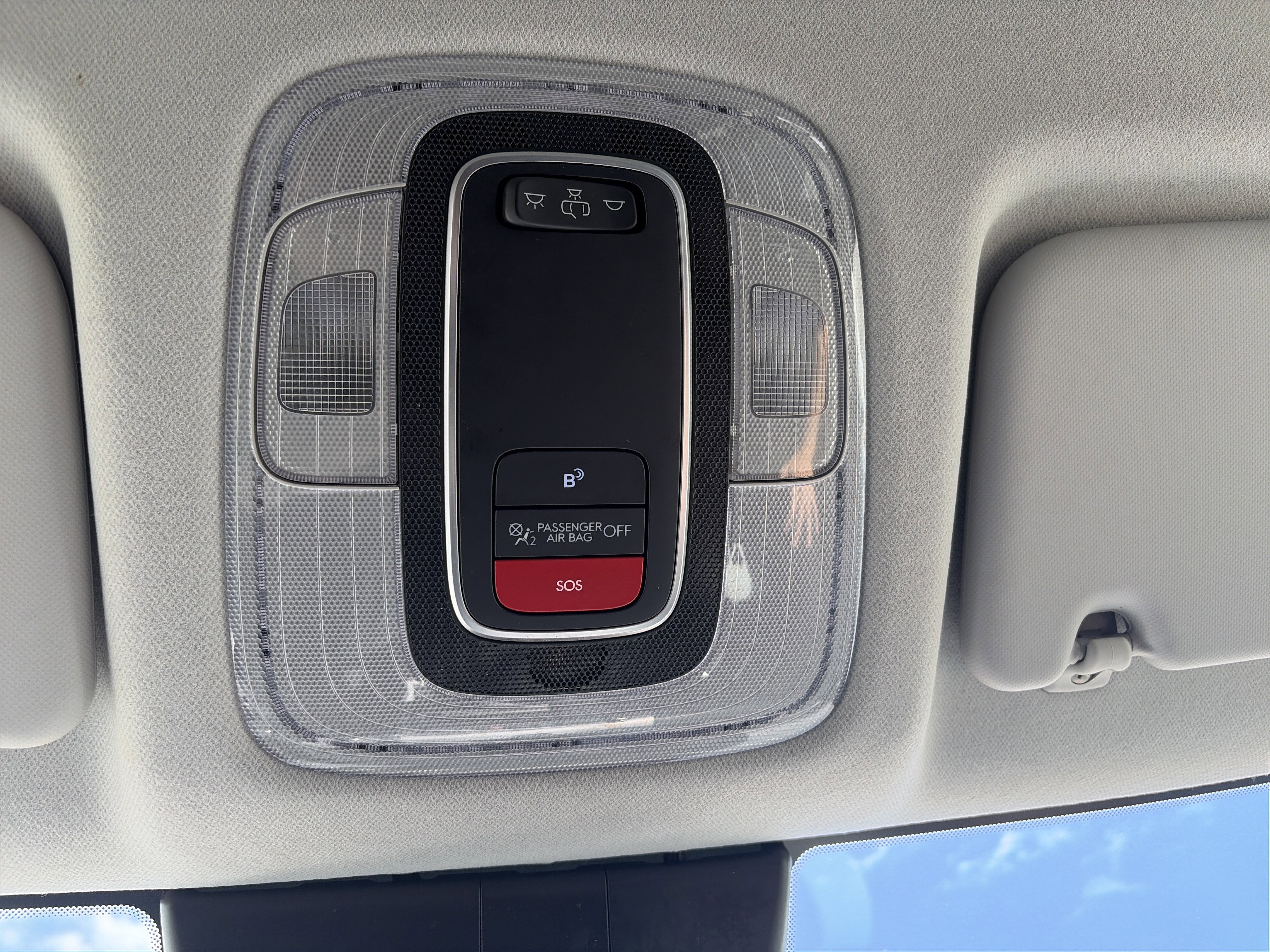 Certified 2024 Hyundai Kona SEL AWD/4WD image 17