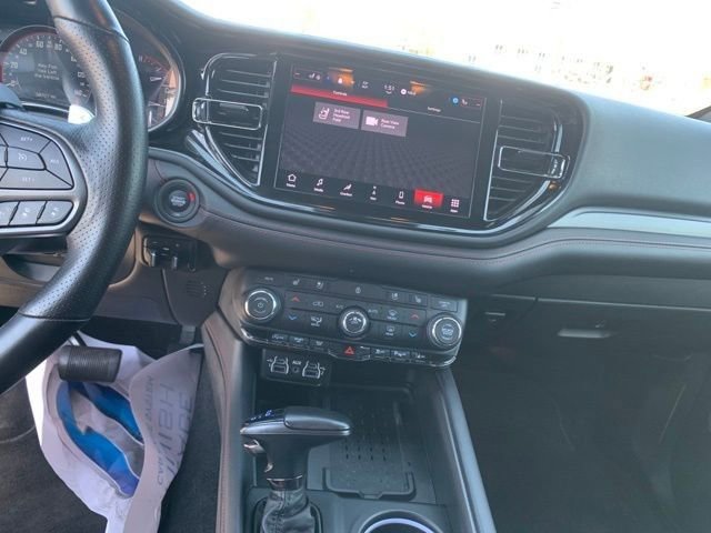 Used 2025 Dodge Durango GT image 24