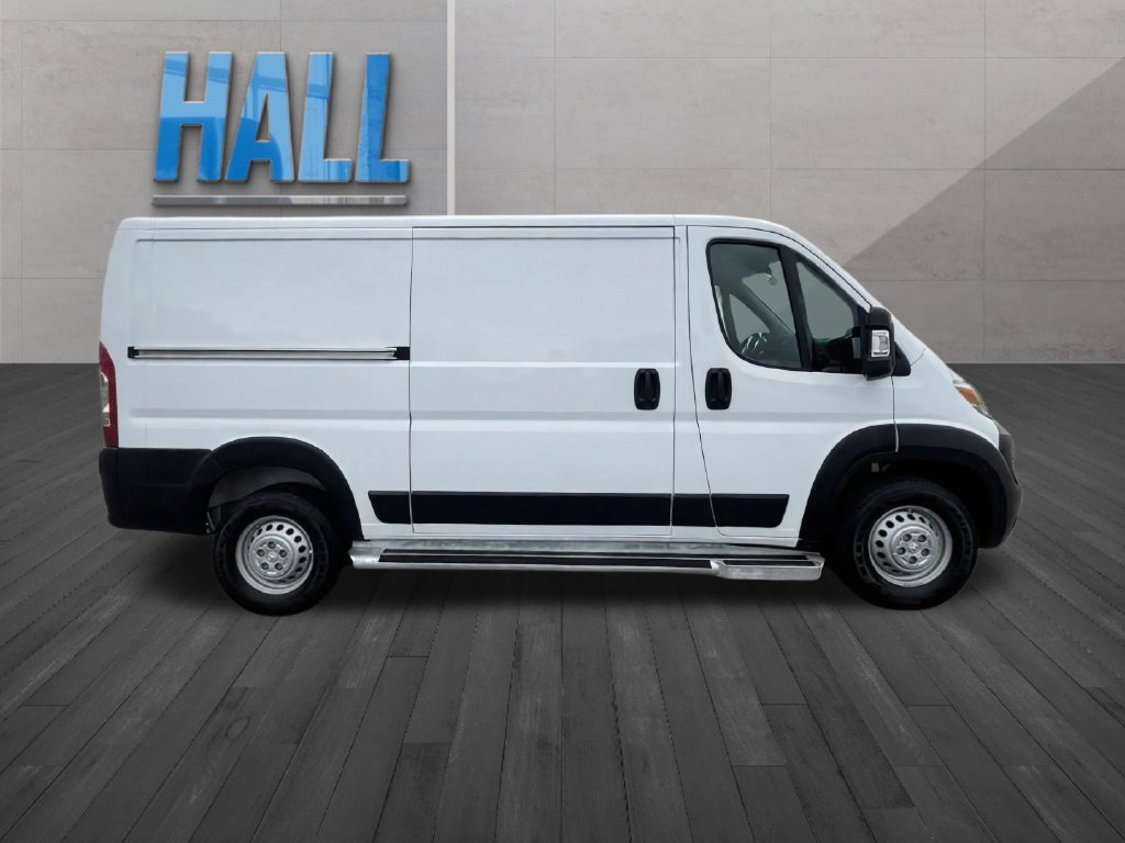 Used 2025 RAM ProMaster 2500 w/ U-Haul Equipment Group FWD image 6