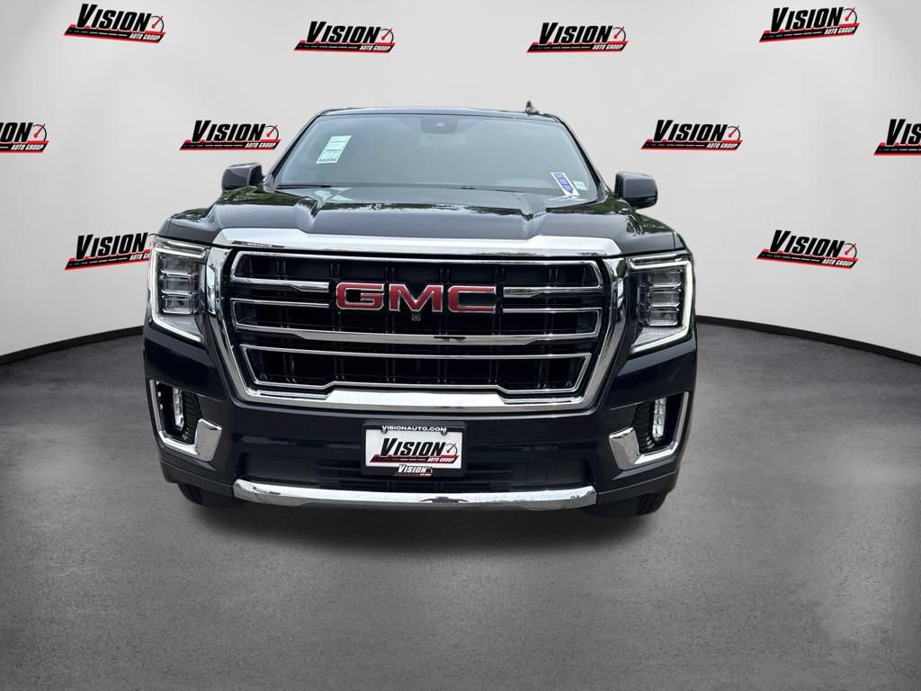 Used 2023 GMC Yukon SLT w/ SLT Luxury Package AWD/4WD image 2
