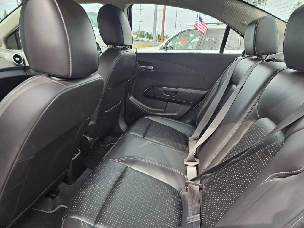 Used 2019 Chevrolet Sonic Premier FWD image 20