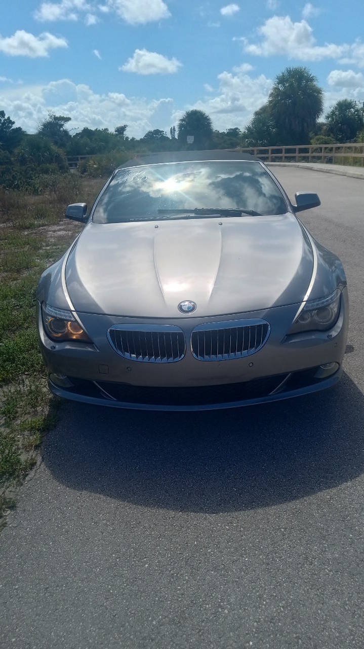 Used 2010 BMW 650i Convertible RWD image 3