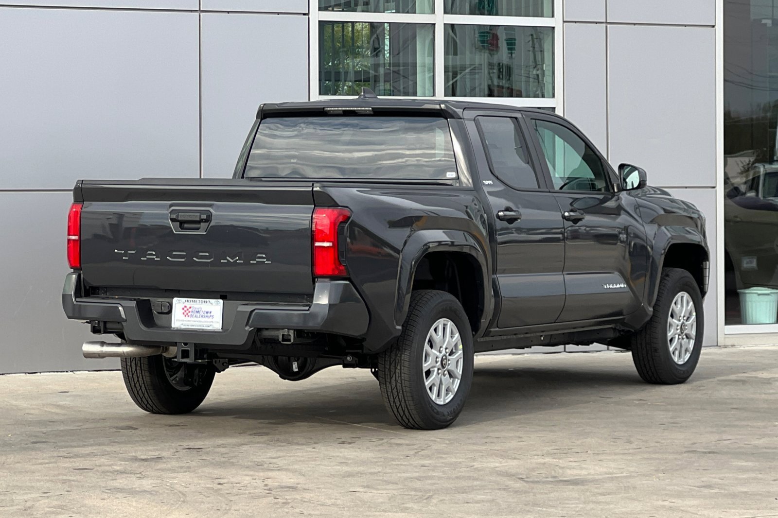 New 2025 Toyota Tacoma SR5 image 4