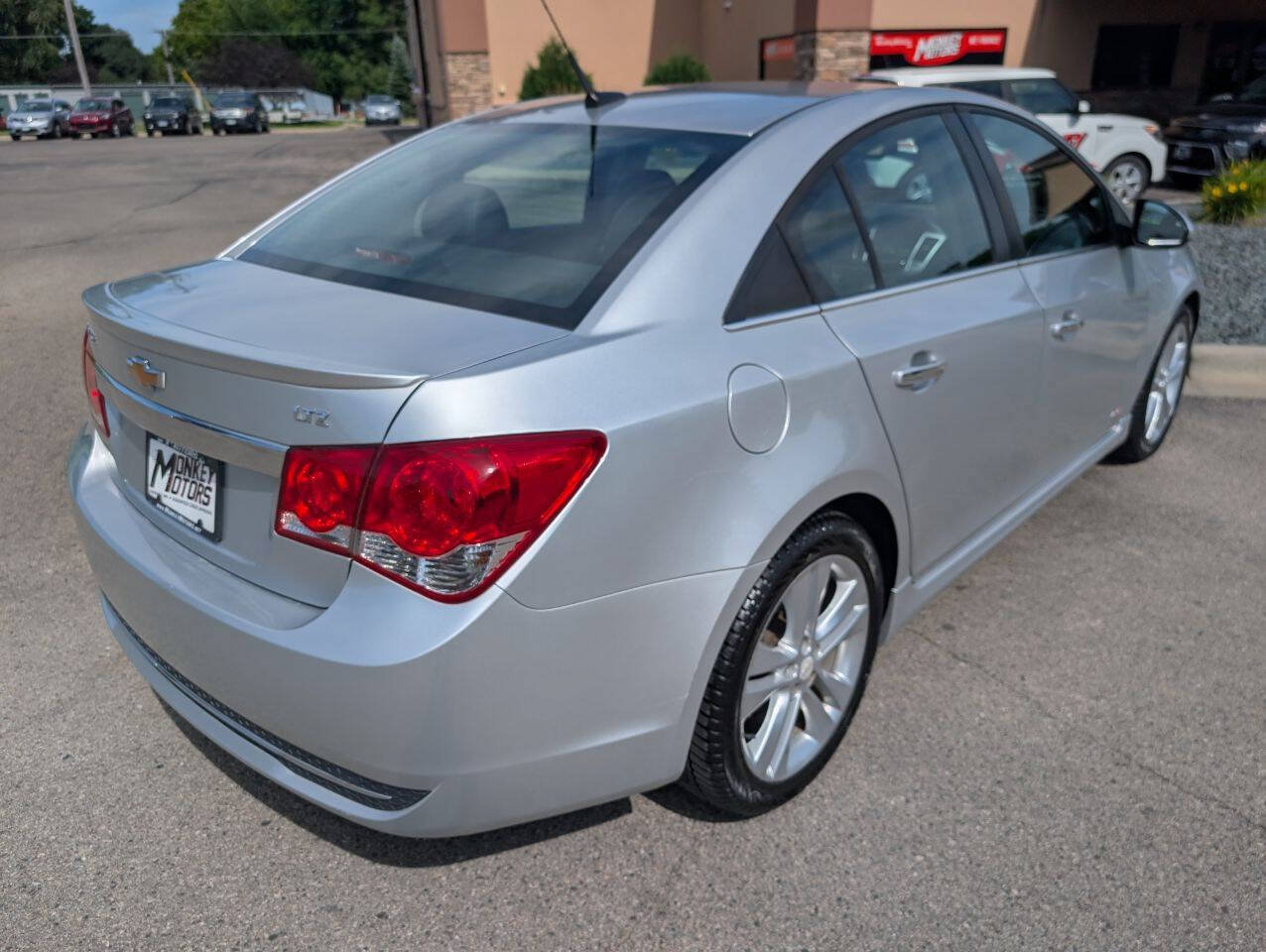 Used 2014 Chevrolet Cruze LTZ w/ RS Package FWD image 9