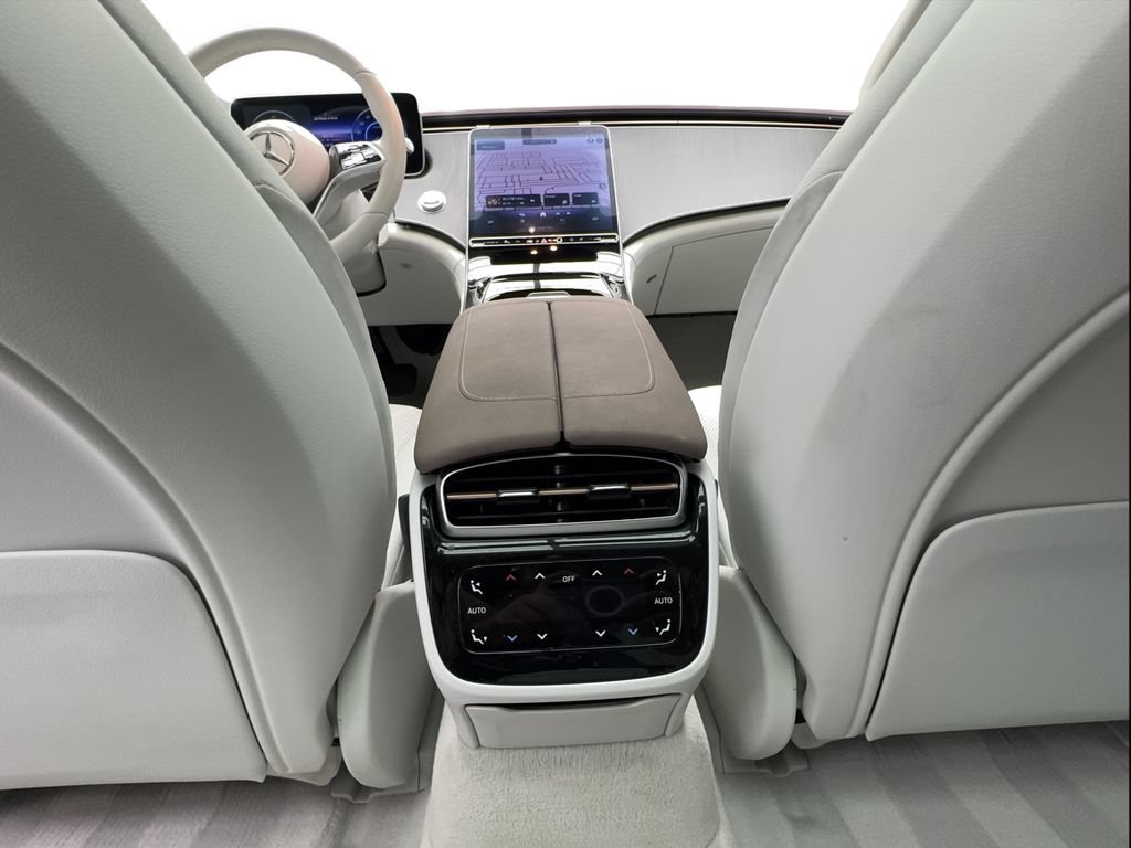 Used 2022 Mercedes-Benz EQS 450+ Sedan image 39