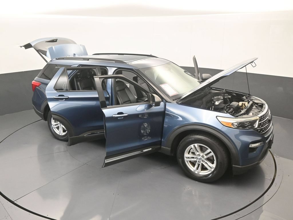 Used 2020 Ford Explorer XLT w/ Equipment Group 202A AWD/4WD image 68