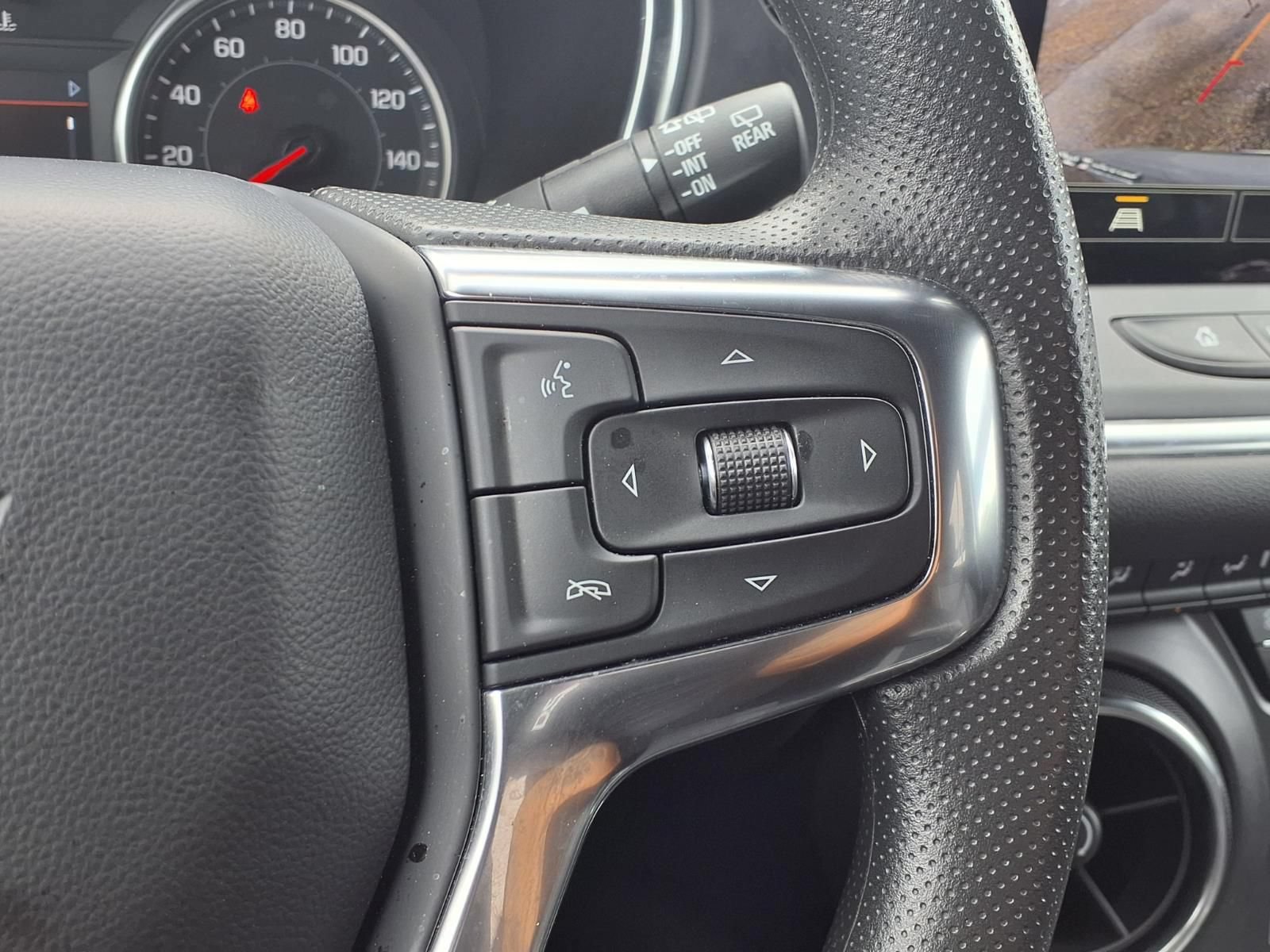 Used 2025 Chevrolet Blazer LT AWD/4WD image 16