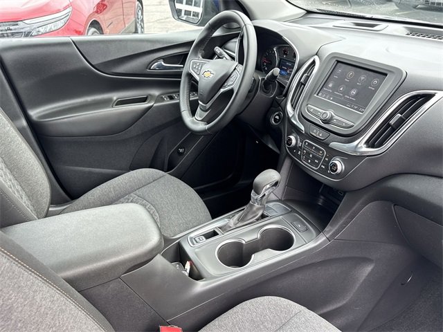 Used 2023 Chevrolet Equinox LT image 27