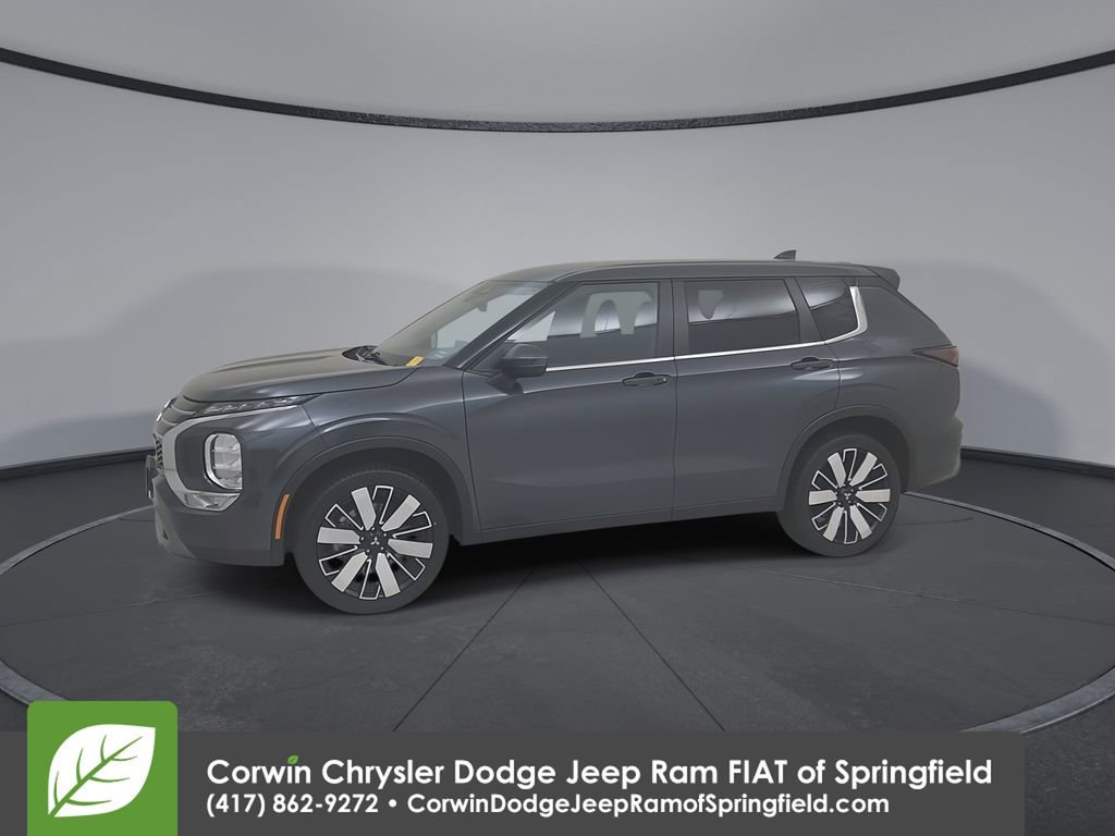 Used 2025 Mitsubishi Outlander SE FWD image 8