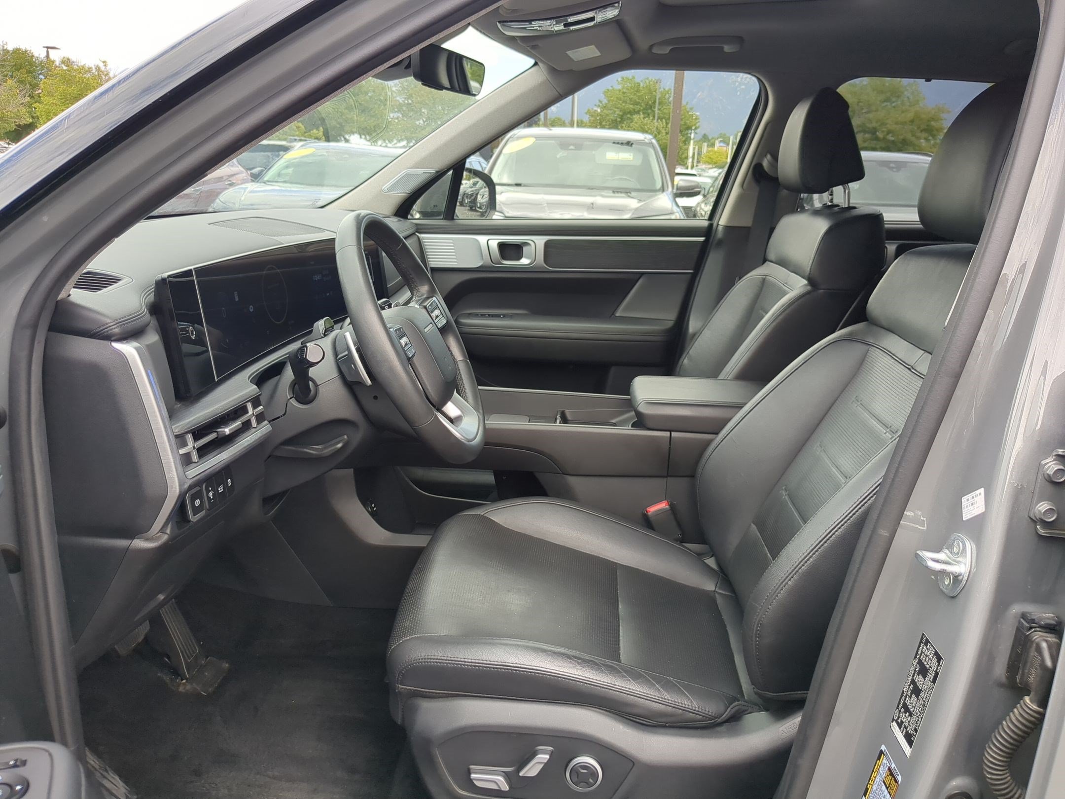 Certified 2024 Hyundai Santa Fe Limited AWD/4WD image 18