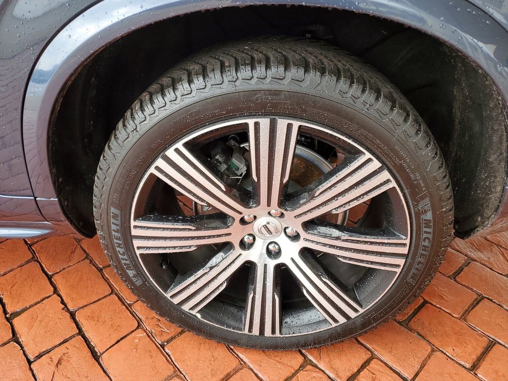 Used 2022 Volvo XC90 T6 Inscription w/ Advanced Package image 37