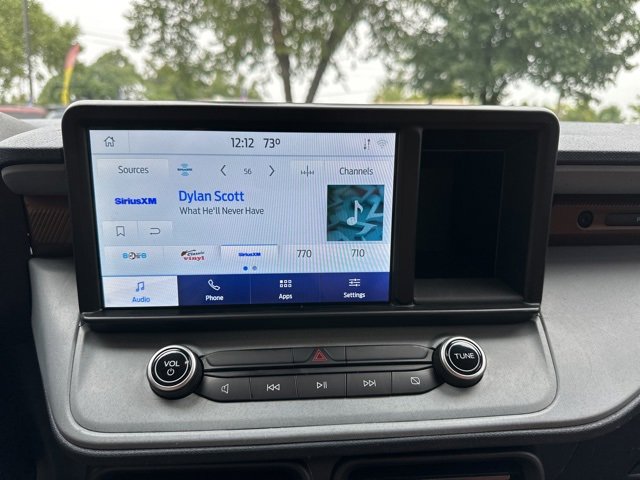 Used 2022 Ford Maverick Lariat w/ Lariat Luxury Package image 4